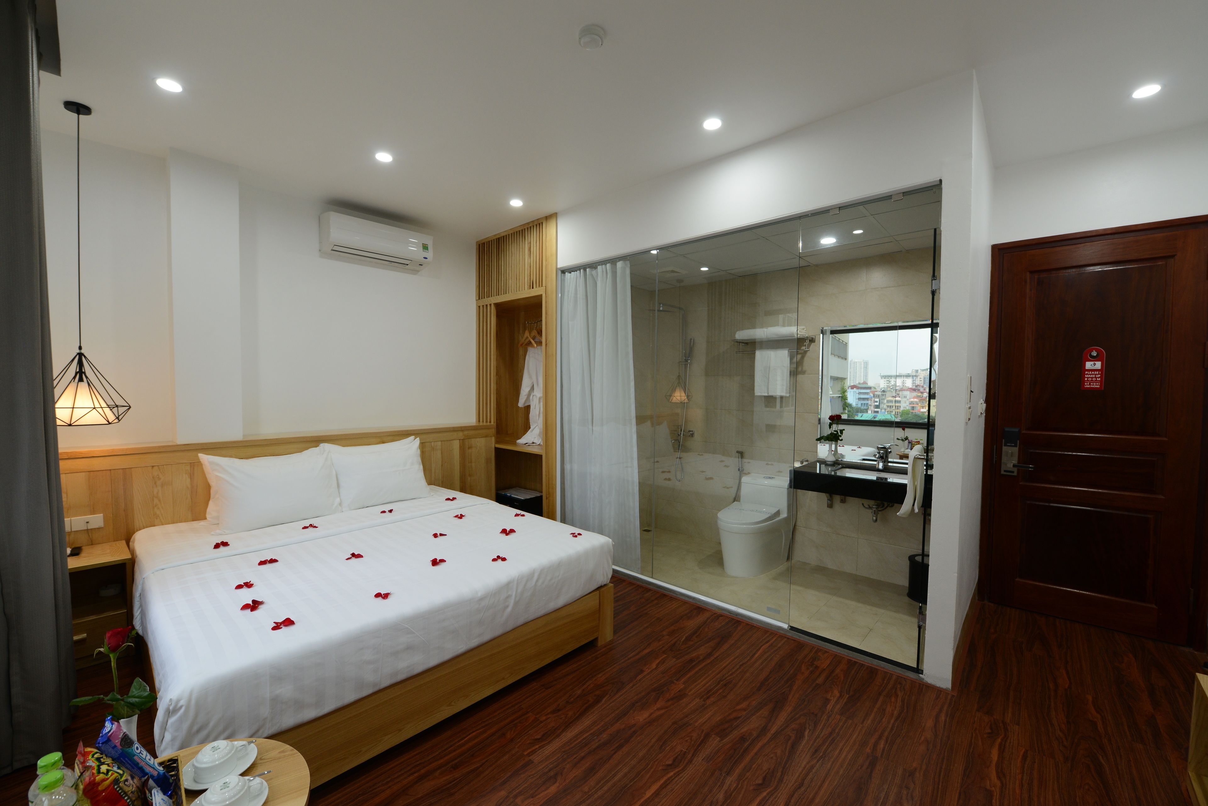 1 bedroom, minibar, in-room safe, desk