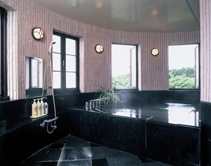 Body treatments, aromatherapy, facials