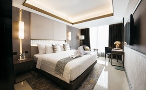 Grand Deluxe King - GRAMM HOTEL by Ambarrukmo (Yogyakarta)