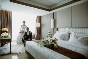 Desk, soundproofing, free WiFi, bed sheets - GRAMM HOTEL by Ambarrukmo (Yogyakarta)
