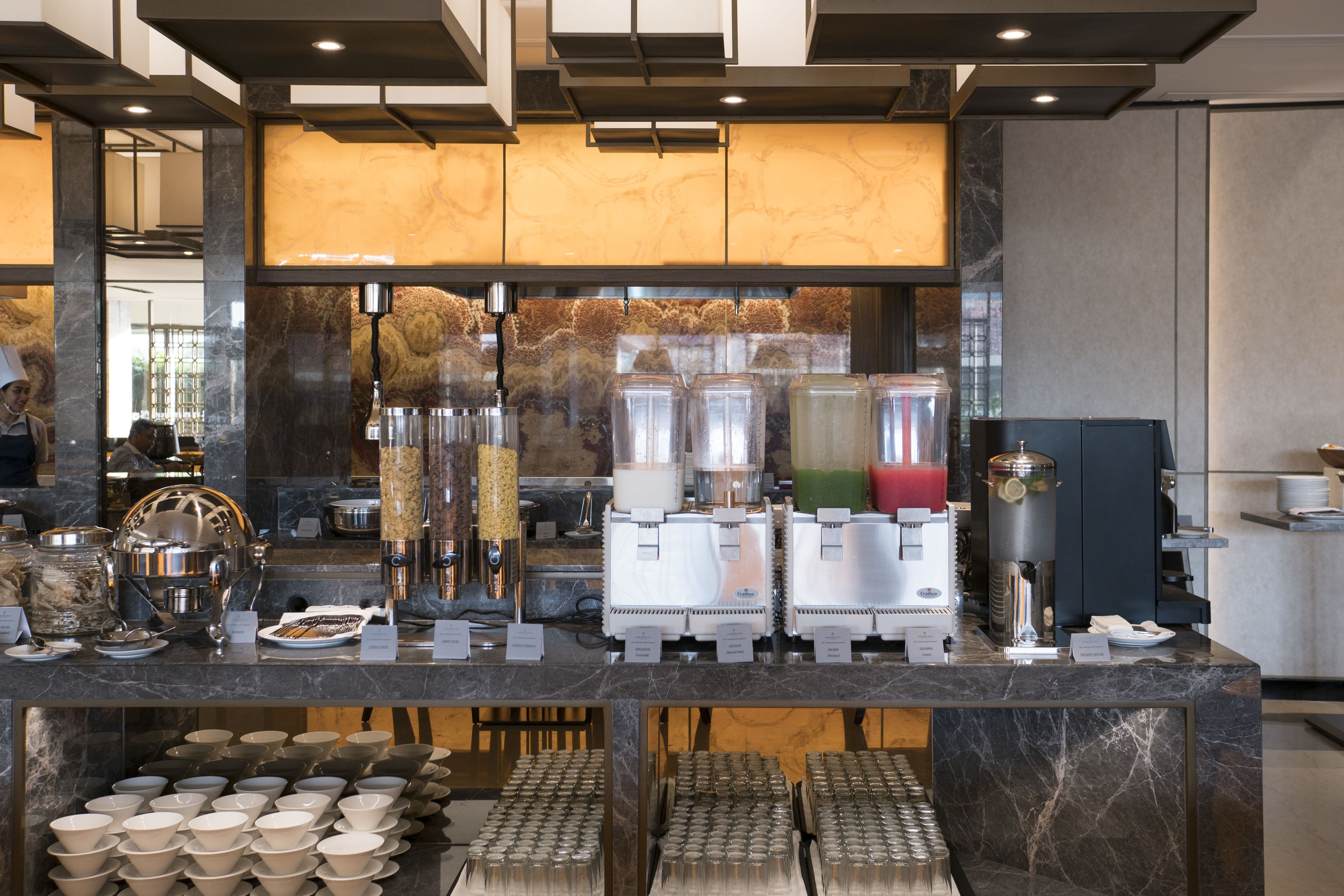 daily buffet breakfast for a fee