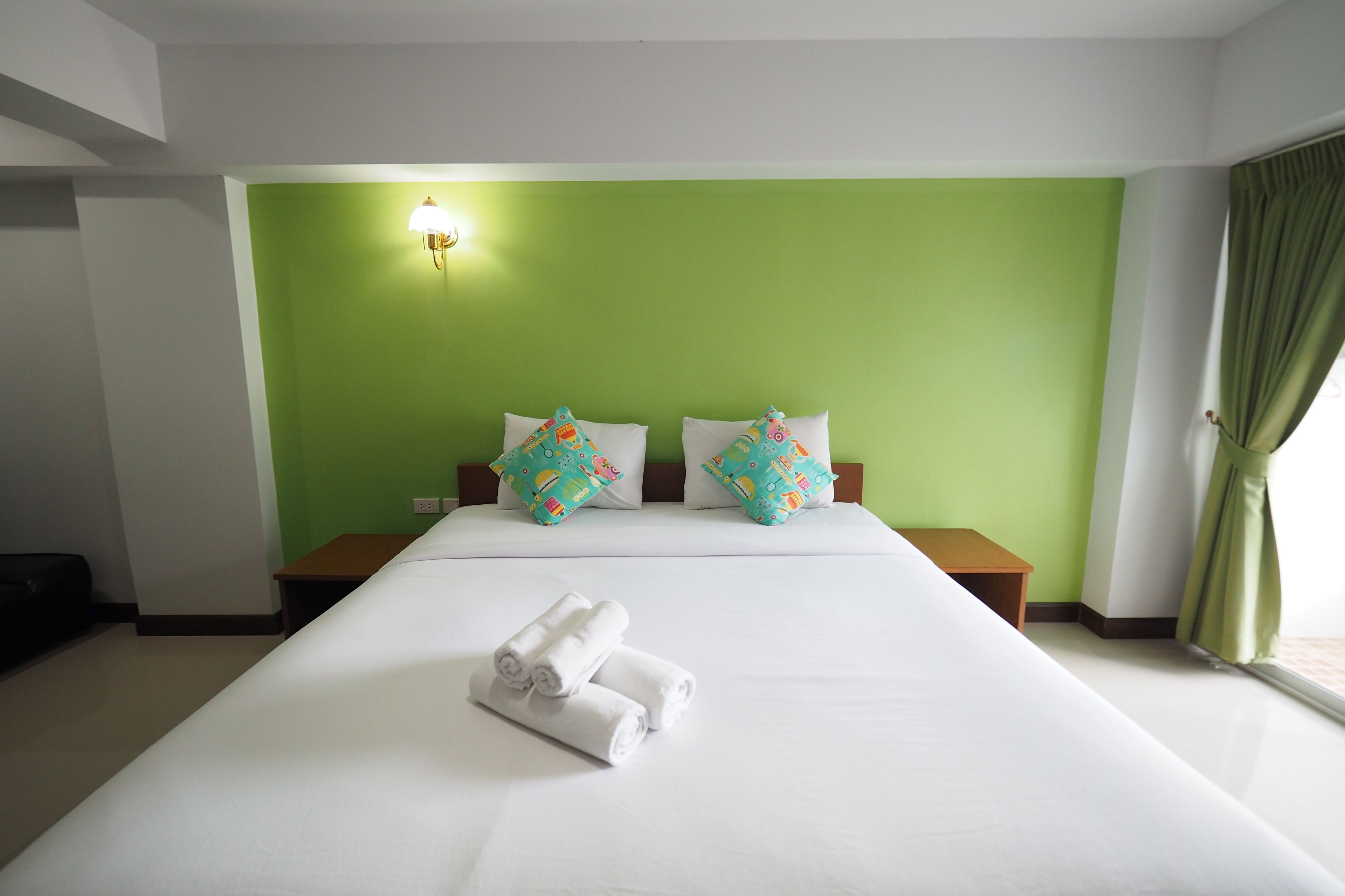 standard double room | free wifi