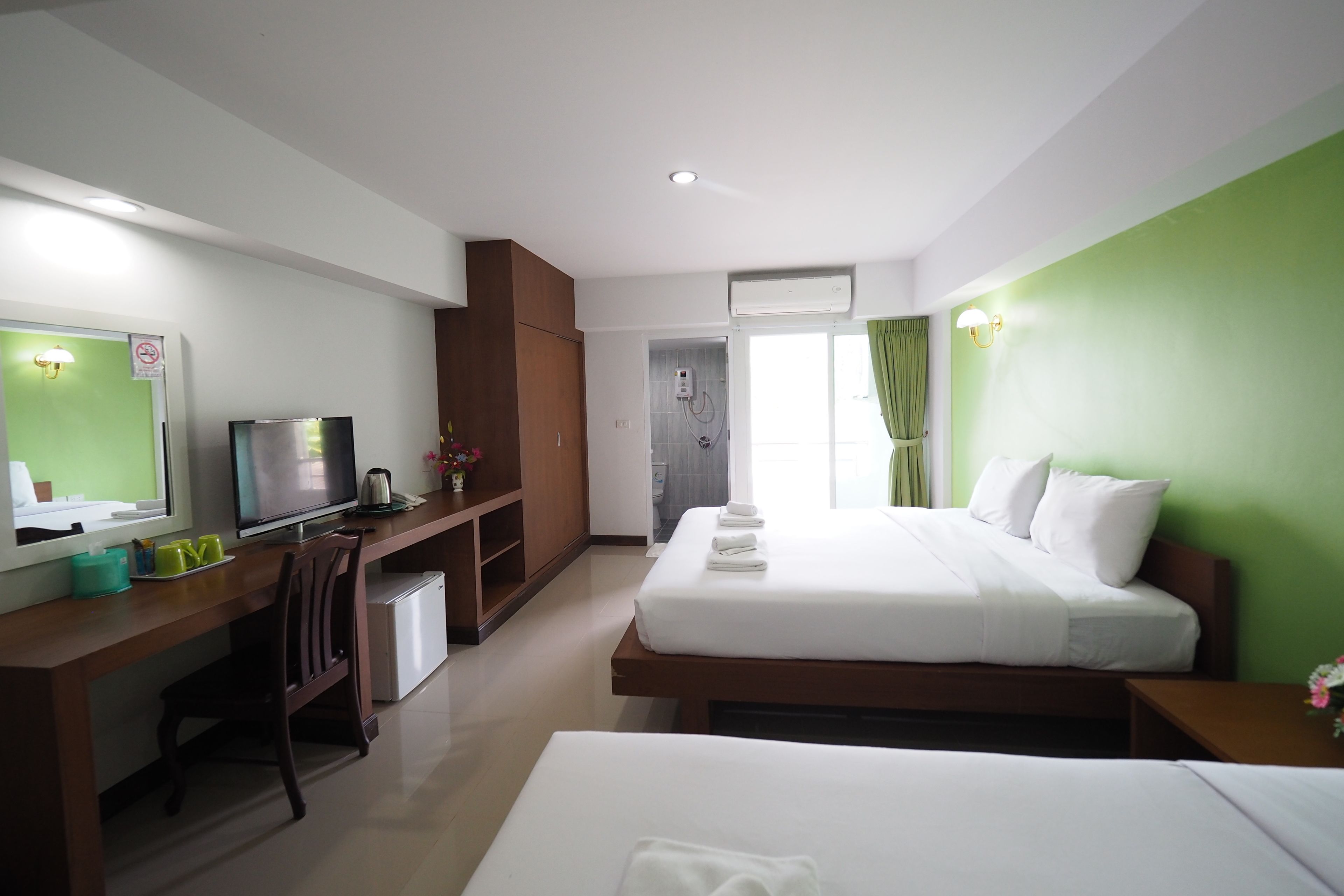 standard triple room | free wifi