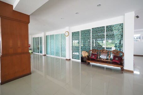 Phuhi Hotel - view 3