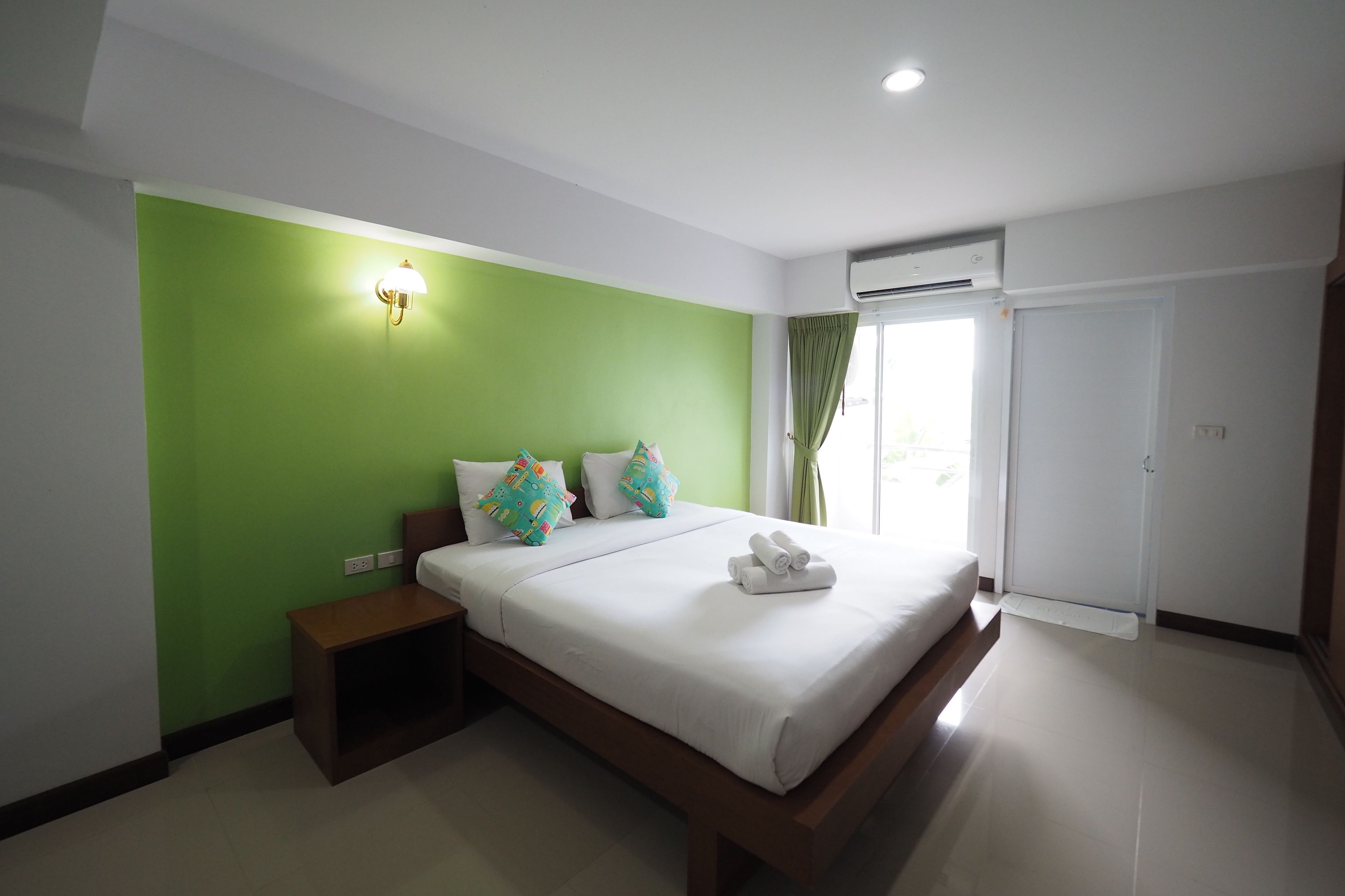 standard double room | free wifi