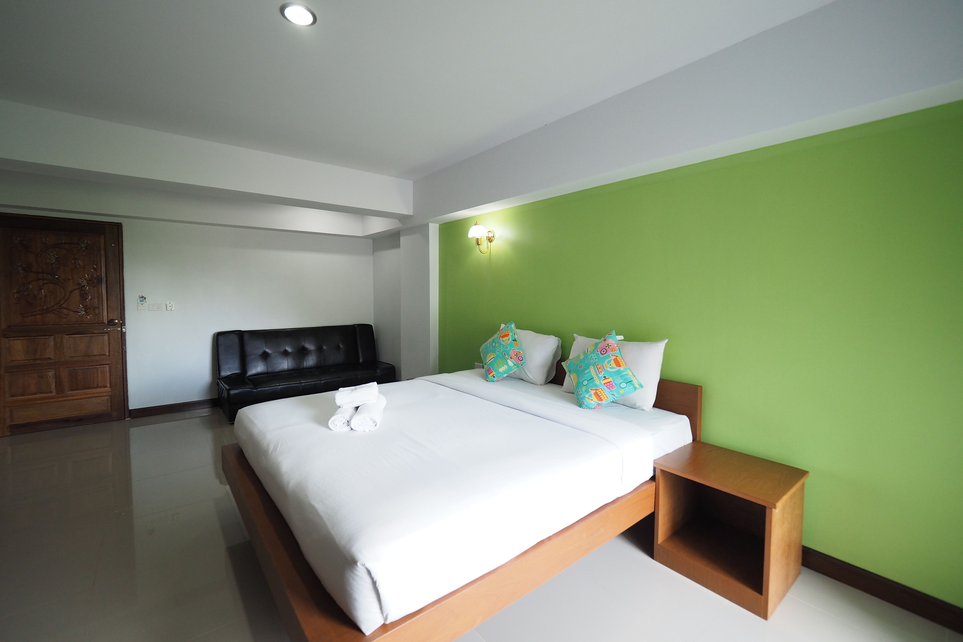 Standard Double Room | Free WiFi