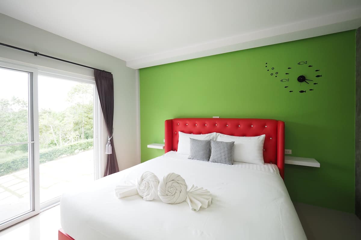 Habitación Deluxe doble | Cortinas opacas, camas supletorias, wifi gratis