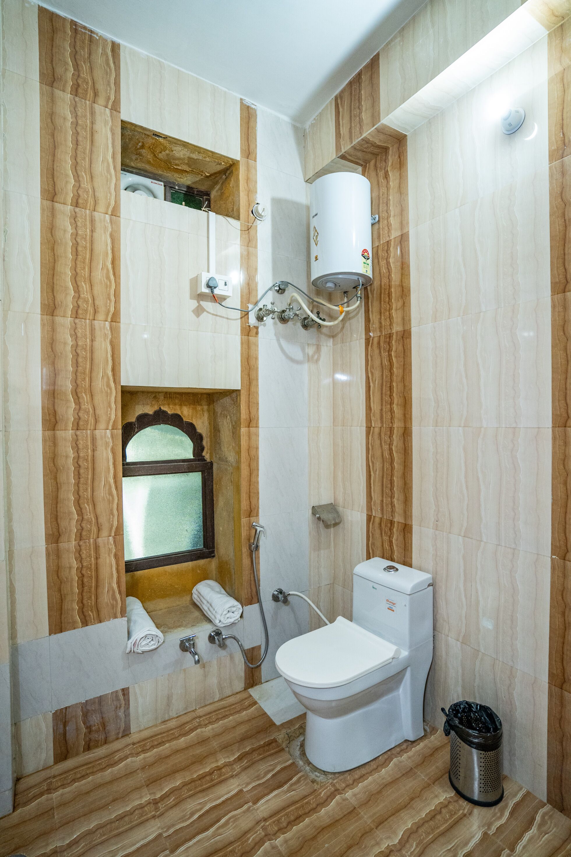 marina suite | bathroom | shower, free toiletries, hair dryer, slippers