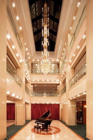 Lobby-Lounge