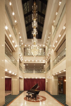 Lobby lounge - Hotel Racine Sinmaebashi (Maebashi)