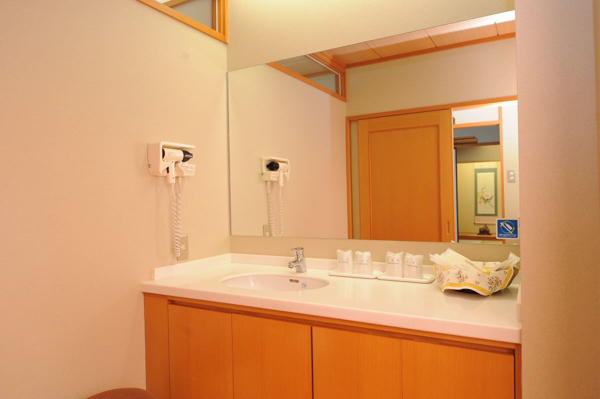 japanese style room, non smoking | bathroom sink