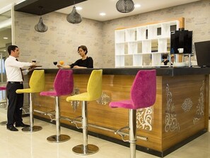 Bar (on property) - Carmine Otel (Kirikkale)