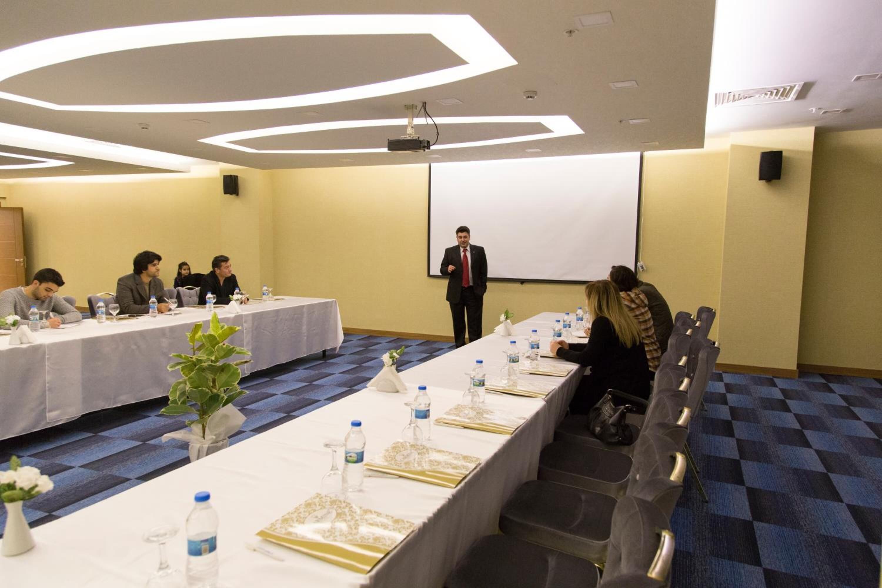 Meeting facility