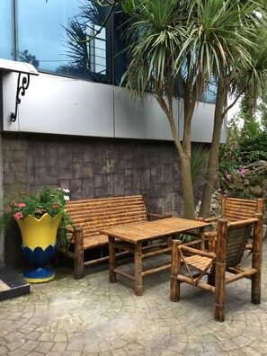 Chambre Familiale | Terrasse/Patio