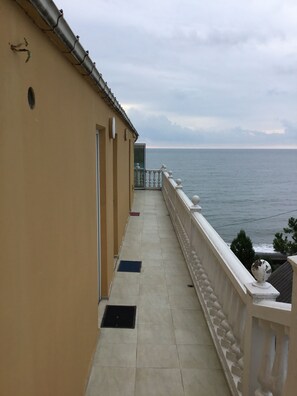 Chambre Familiale | Balcon