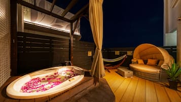 Bañera y ducha independientes, bañera de hidromasaje