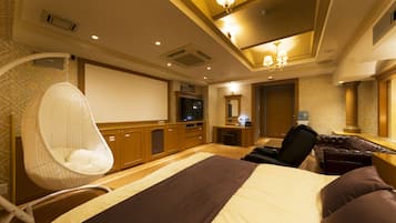 Junior Suite | Premium bedding, soundproofing, free WiFi