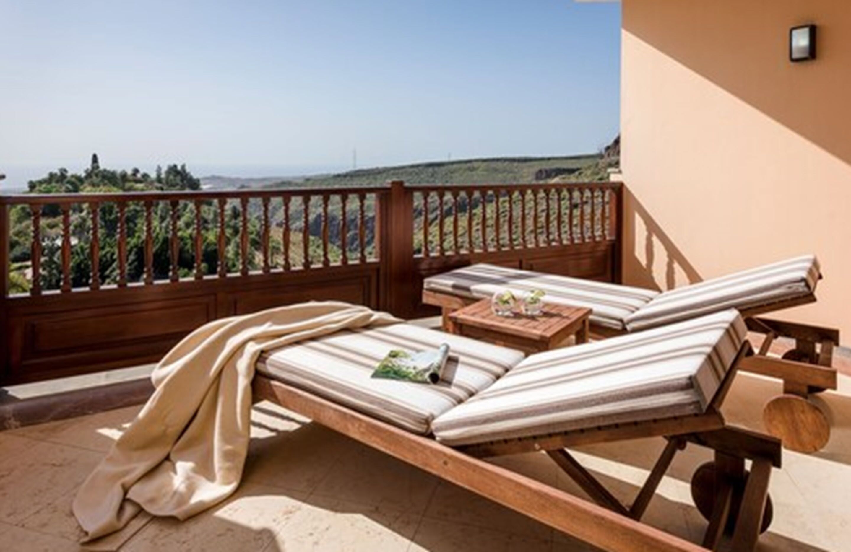 deluxe suite (lion's kingdom) | balcony