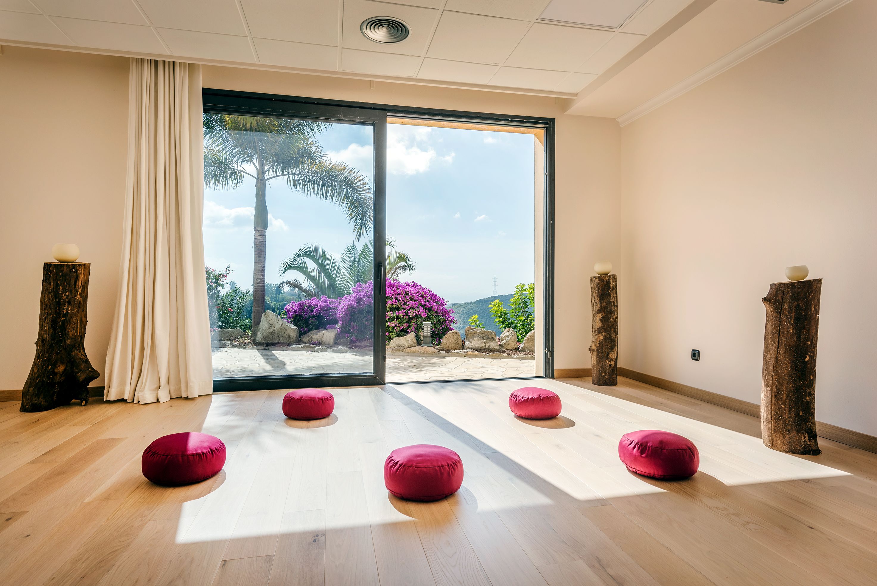 body treatments, hot stone massages, sports massages, body wraps