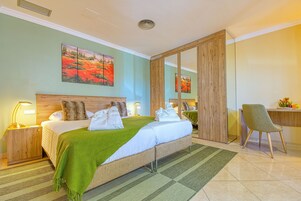 Hypo-allergenic bedding, down duvets, minibar, in-room safe