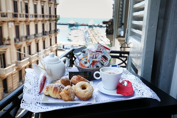 Camera doppia, balcone, vista mare (102) | Vista dalla camera