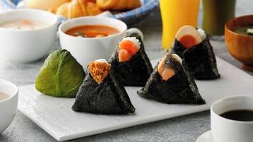 Free daily Japanese breakfast