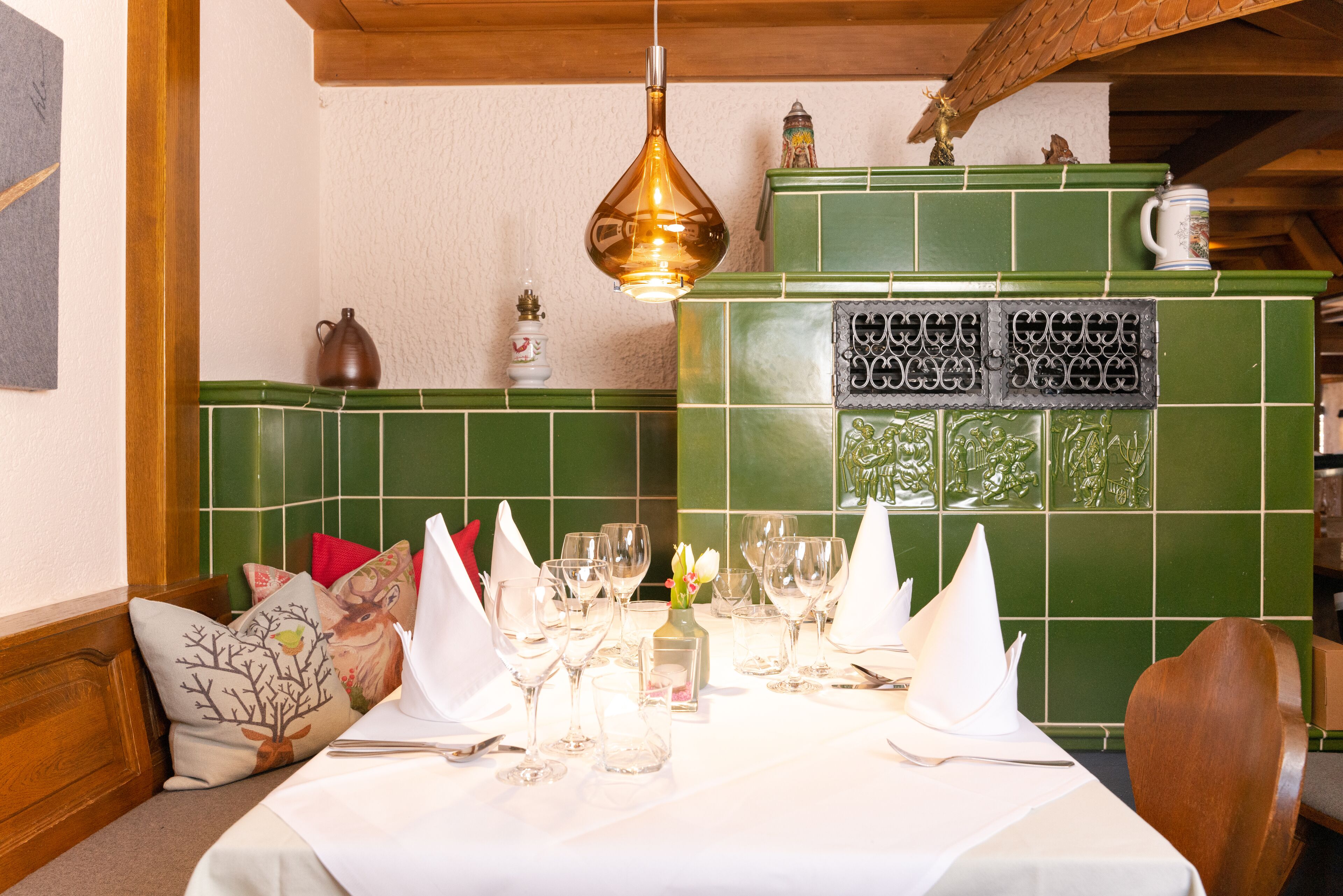 lunch and dinner served, local cuisine