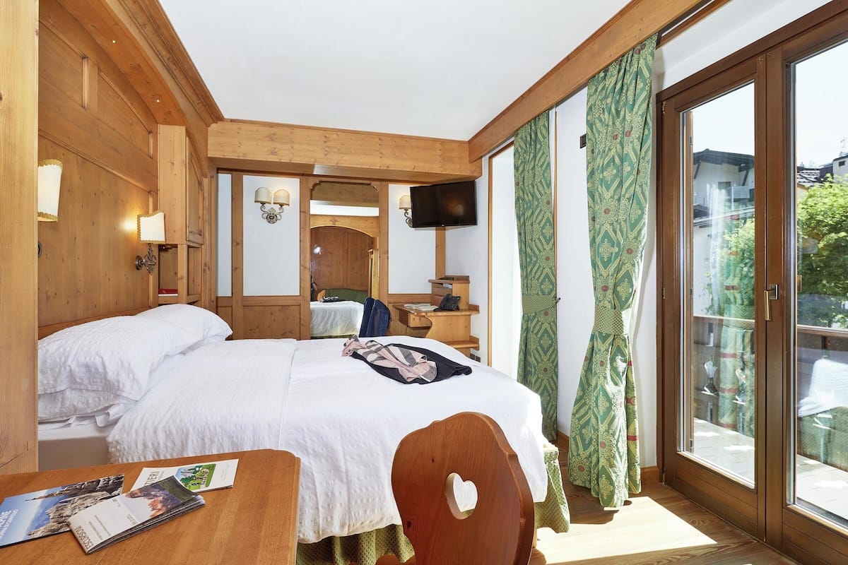 Chambre Supérieure Double ou avec lits jumeaux | Coffres-forts dans les chambres, bureau, Wi-Fi gratuit