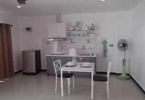 Executive Studio | Private kitchenette | Full-size fridge, coffee/tea maker, electric kettle - Coconoi Residence (Rawai)