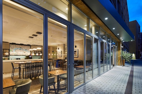 Exterior. Residence Inn by Marriott London Tower Bridge