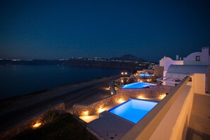 View from property - Adelante 88 (Santorini)