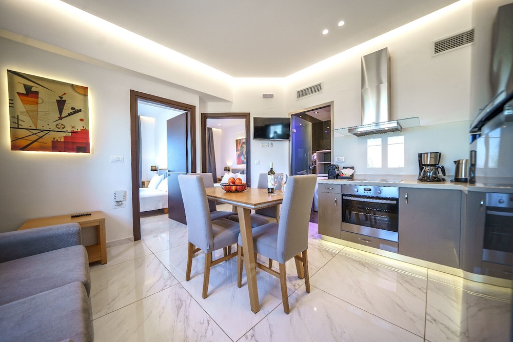 Elysian Suites by null