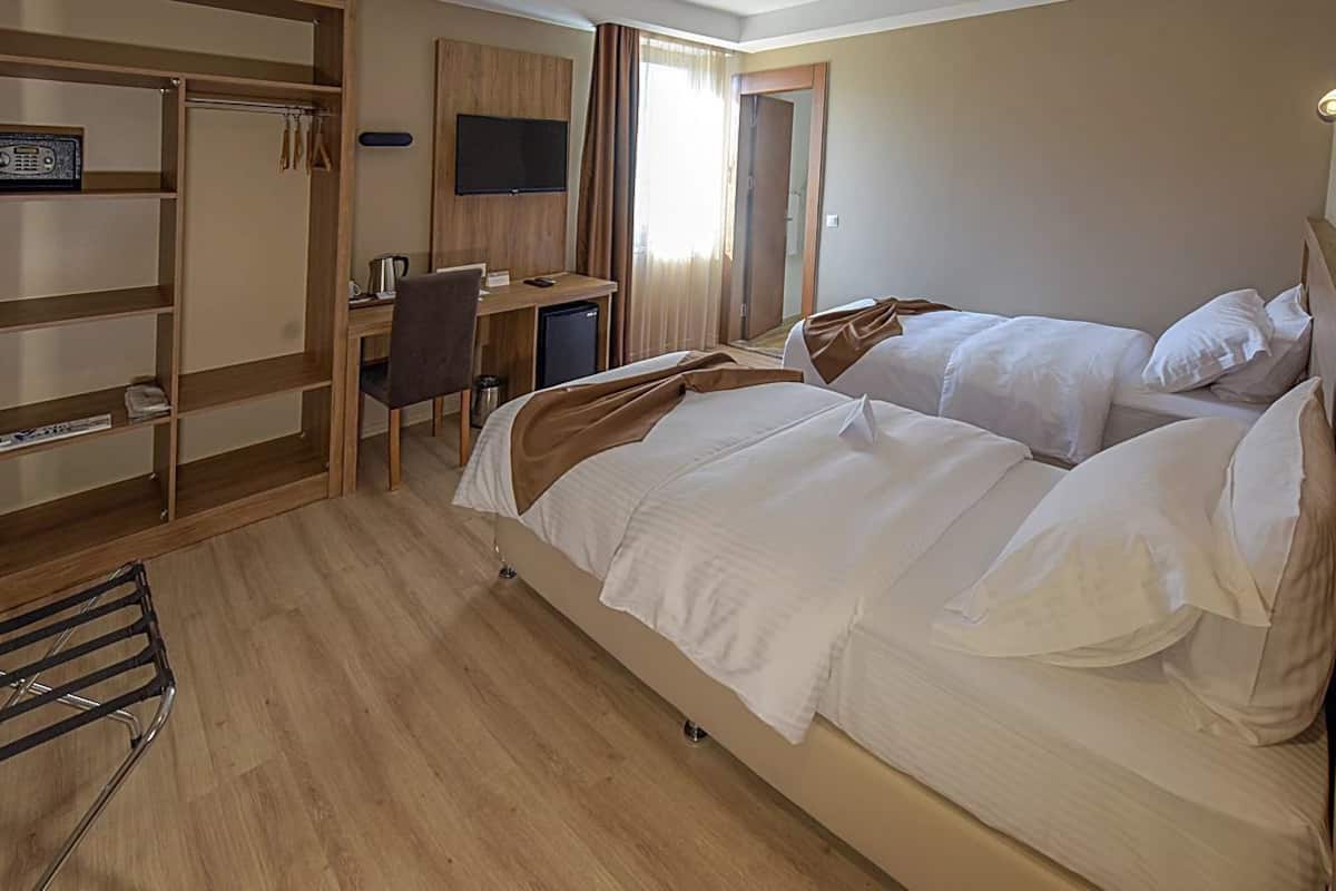 minibar, in-room safe, desk, soundproofing