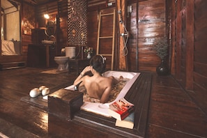 Banyan Villa | Bathroom