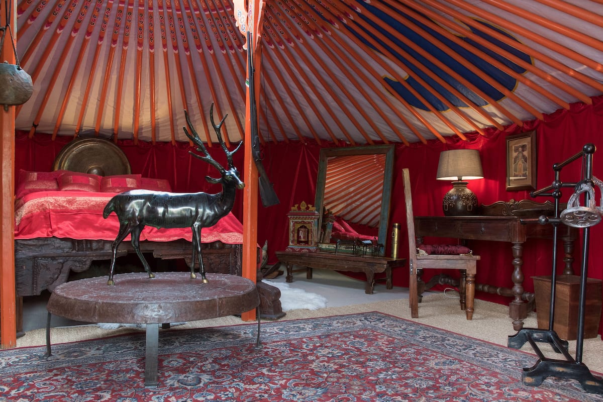 Family Tent, 2 Bedrooms, Shared Bathroom (Terrace) | Bar mini, kalis bunyi, Wi-fi percuma, dihias secara berasingan 