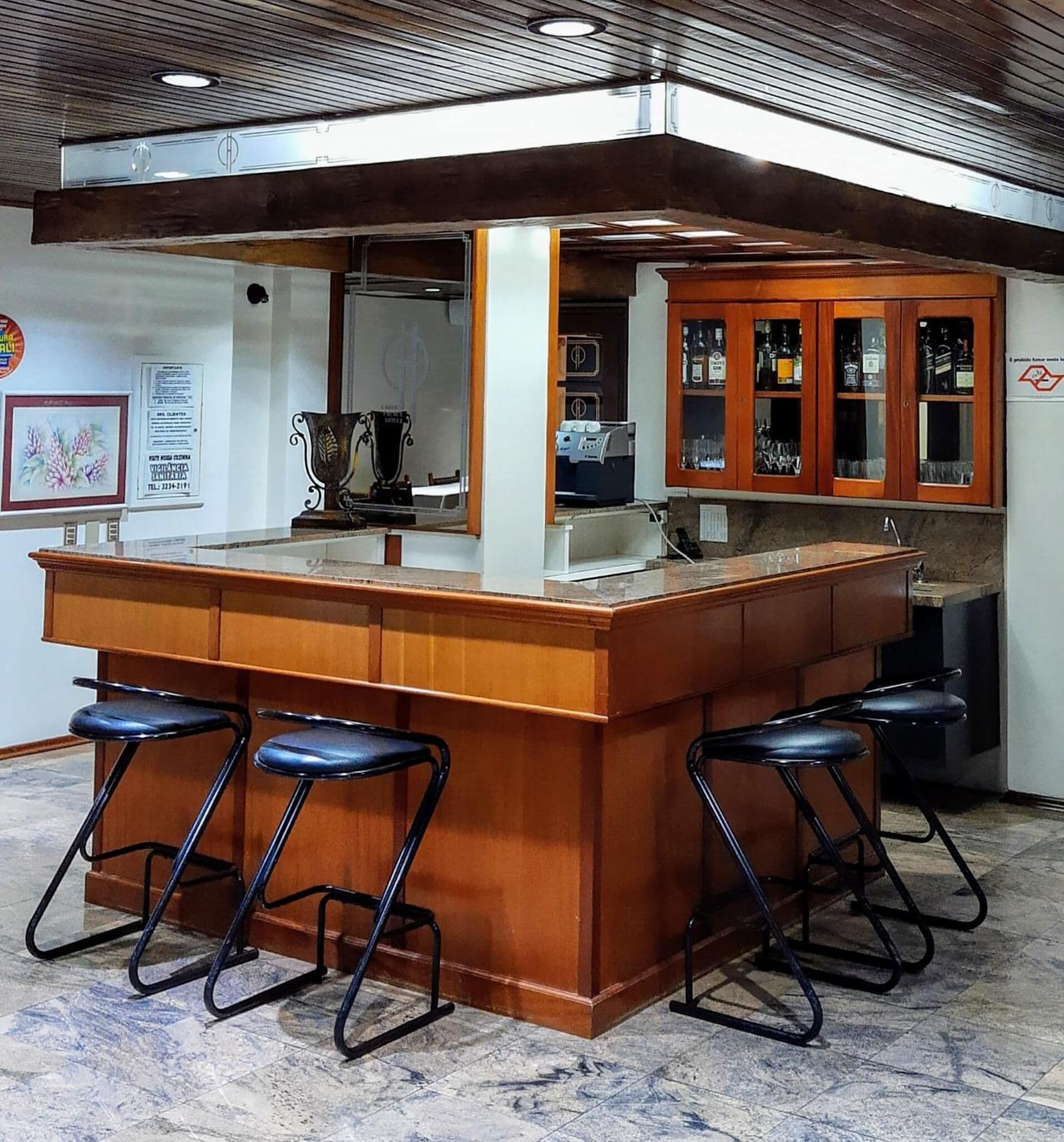 Bar (en la propiedad)