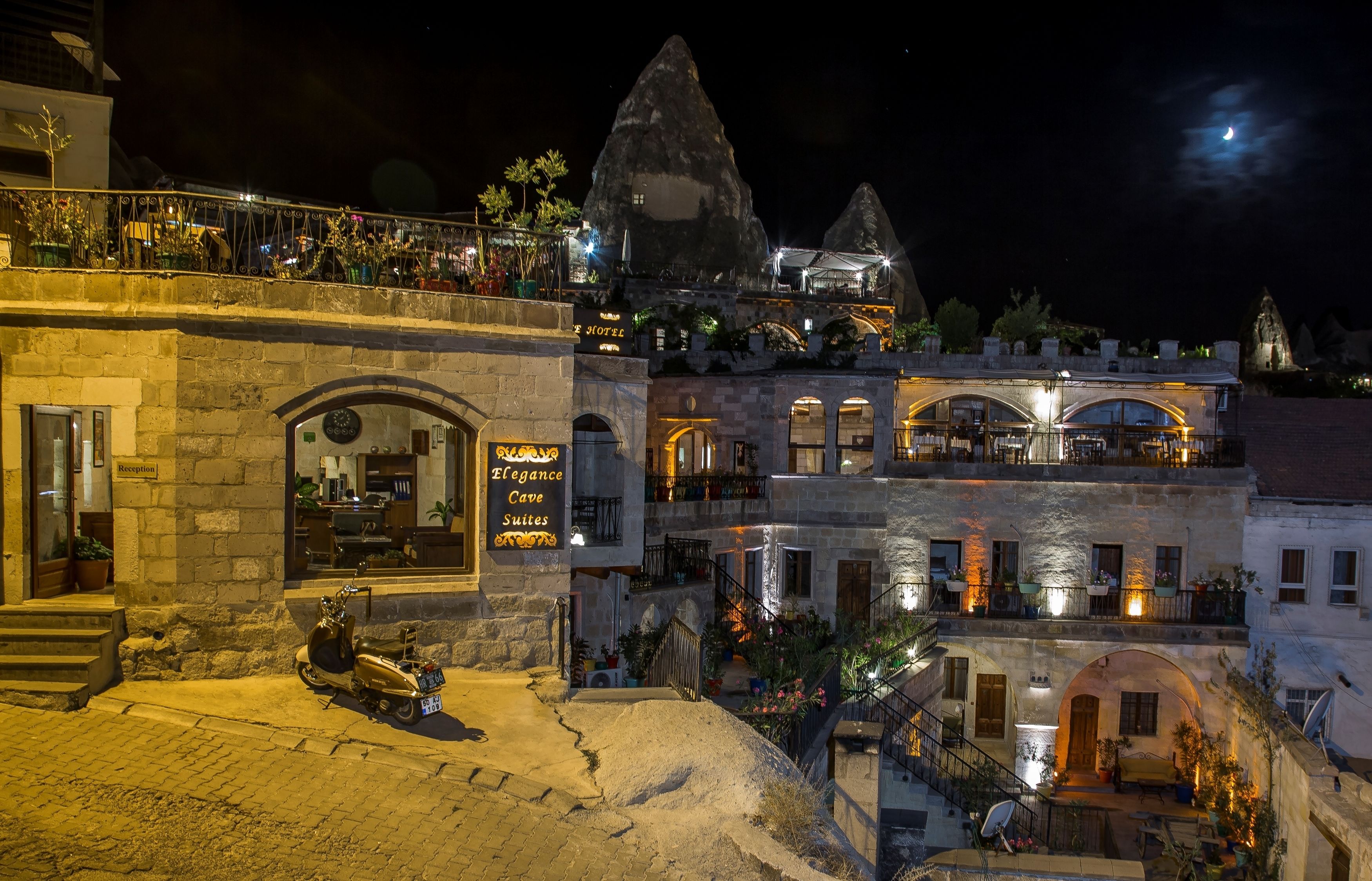 Foto - Elegance Cave Suites & Restaurant