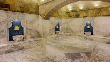 Sauna, steam room