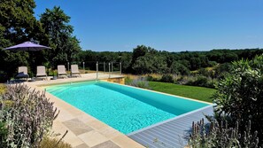 Seasonal outdoor pool, pool umbrellas, pool loungers - Clos Lamonzie (Sarlat-la-Canéda)