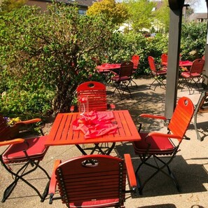 Daily buffet breakfast (EUR 12.50 per person)