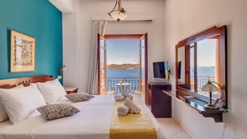 Panoramic Double Room, Sea View | Egyptian cotton sheets, premium bedding, minibar, in-room safe