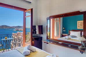 Panoramic Double Room, Sea View | Egyptian cotton sheets, premium bedding, minibar, in-room safe - Electra Syros Boutique Hotel (Syros)