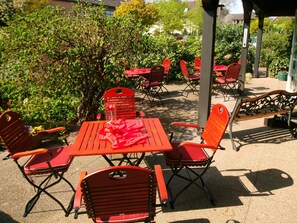 Outdoor dining - Landhaus Zum Heidewanderer (Bad Bevensen)
