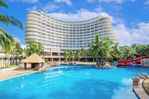 Exterior - Grand Soluxe Hotel And Resort Sanya (Sanya)