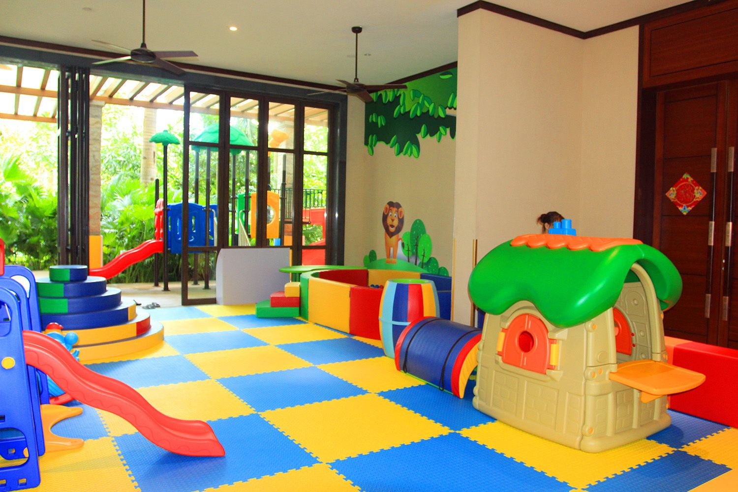 children’s play area – indoor
