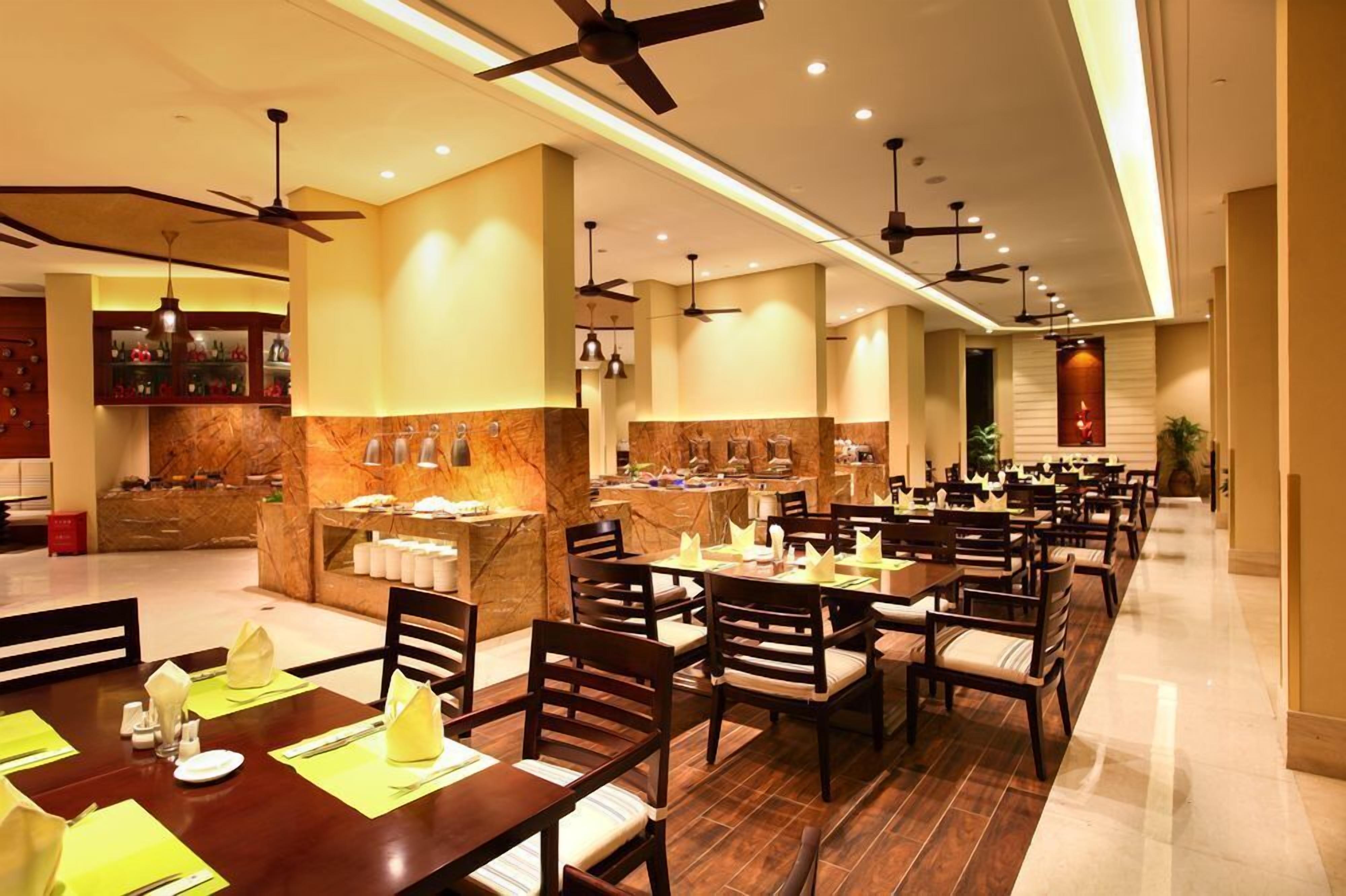 breakfast, lunch, dinner served; local and international cuisine