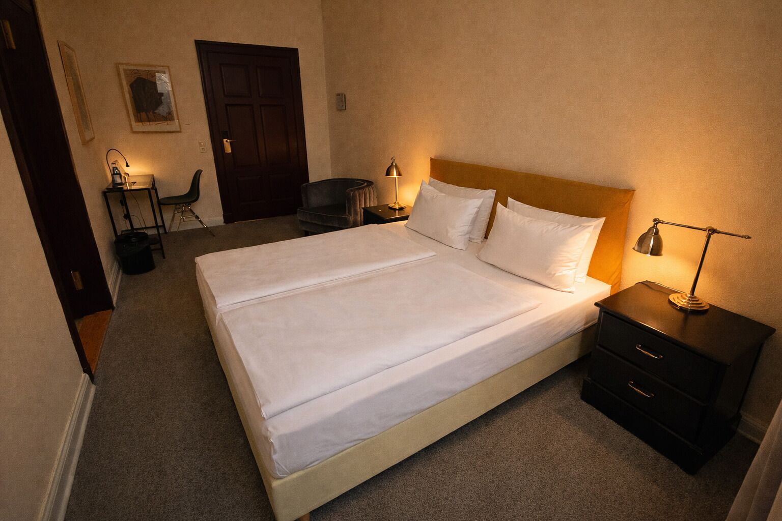 Family Room, 2 Bedrooms, Non Smoking, Park View | Premium bedding, in-room safe, desk, free WiFi