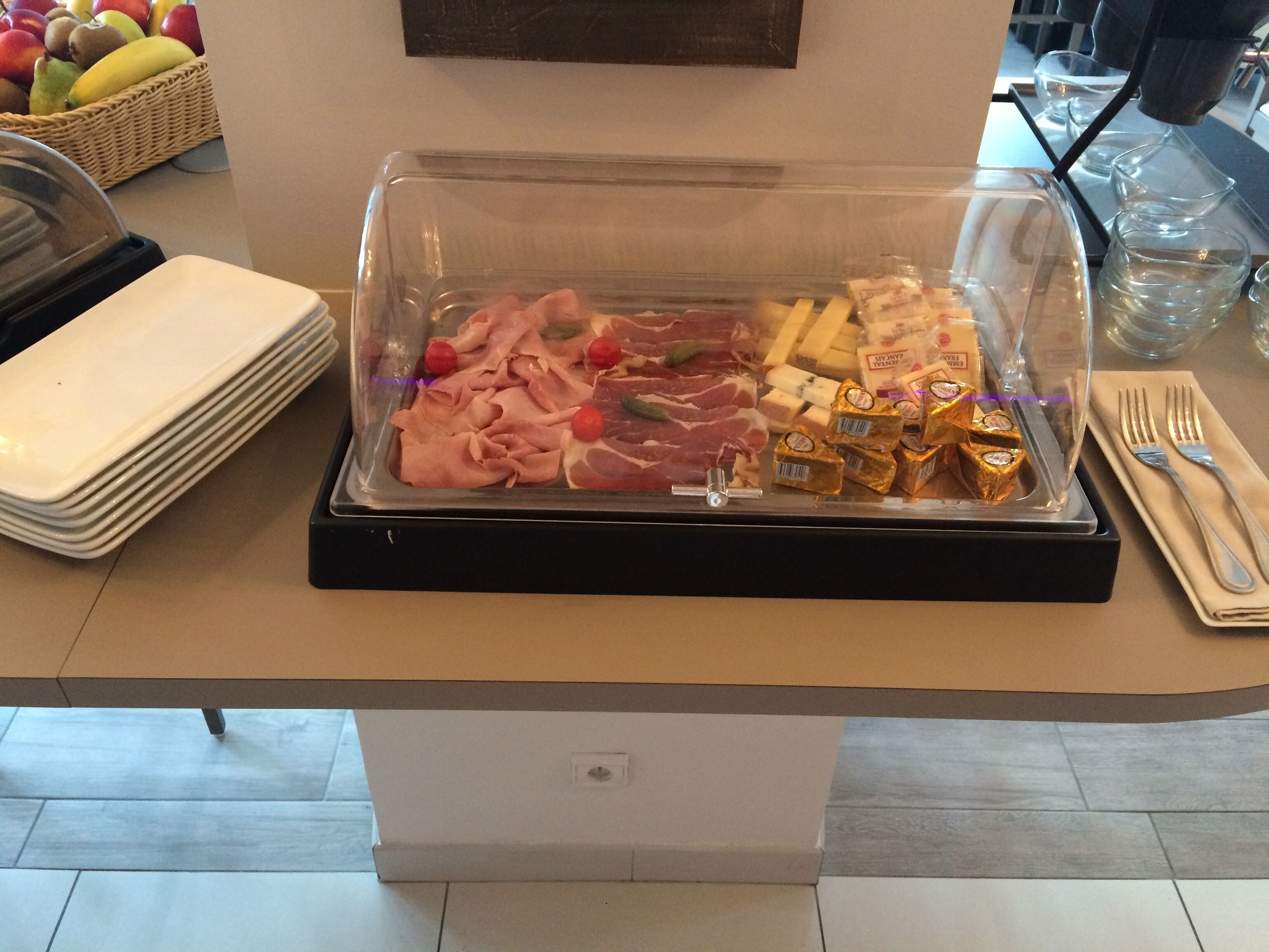 daily buffet breakfast (eur 13.5 per person)