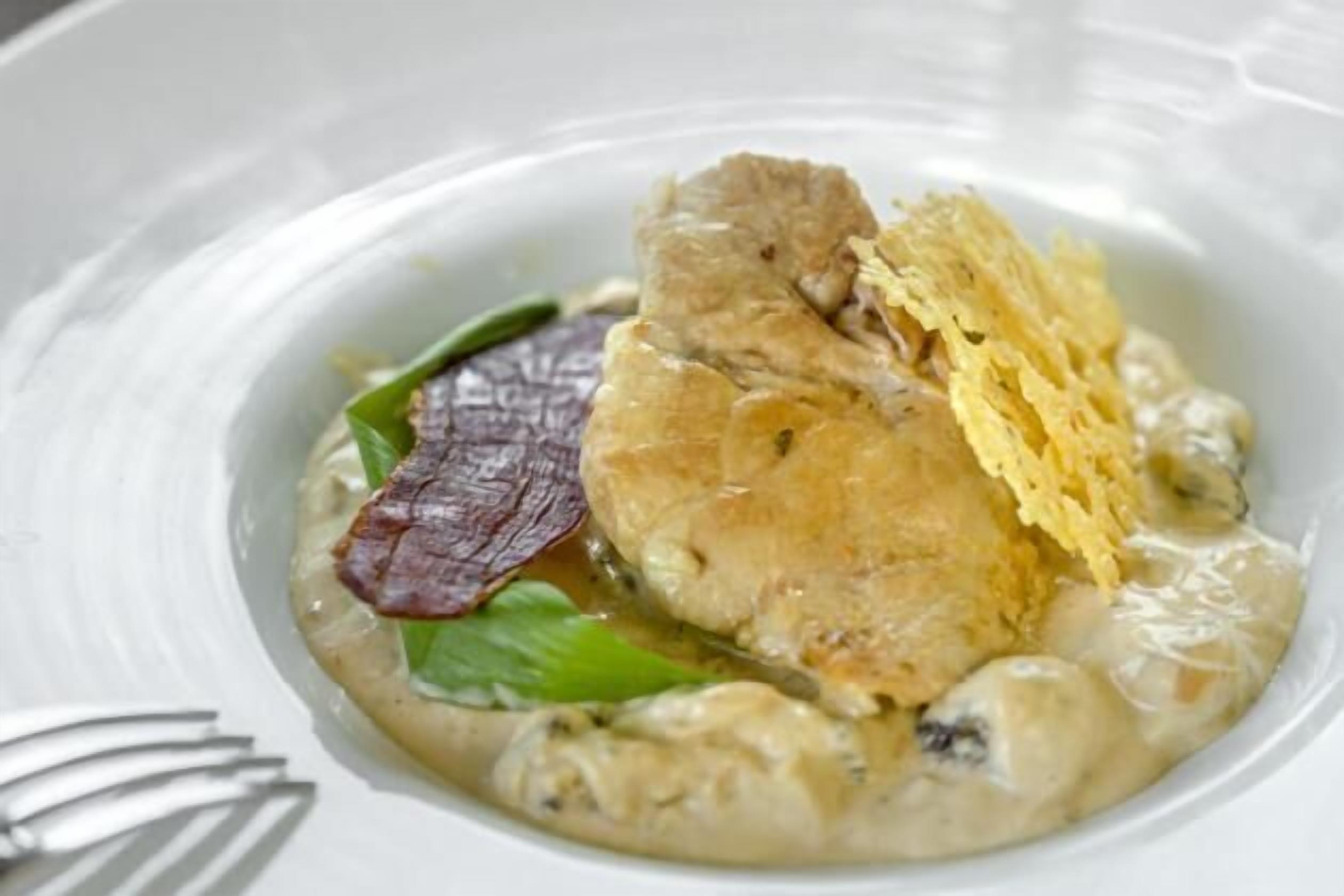 breakfast, lunch, dinner served; french cuisine