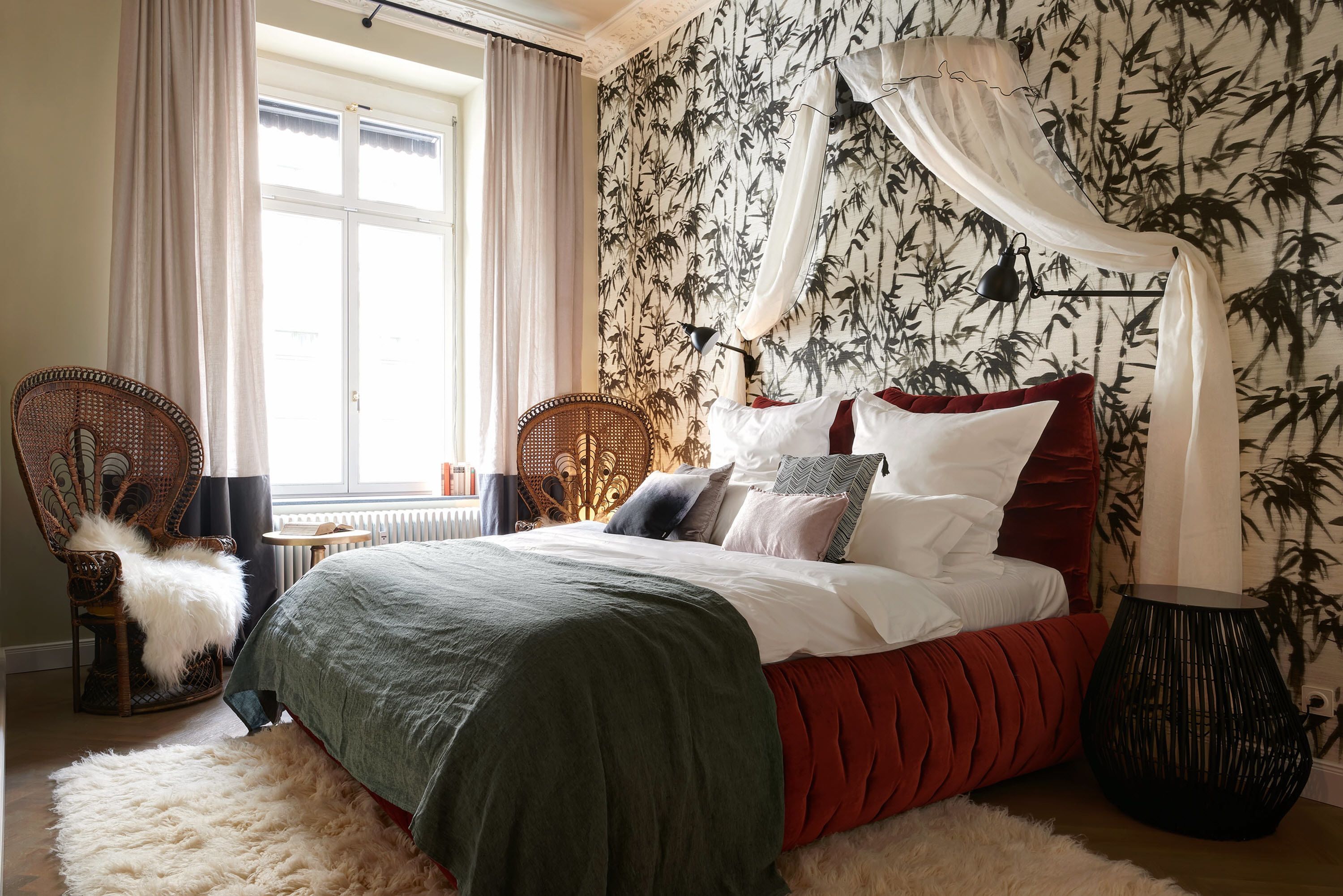 CoraC | Premium bedding, minibar, individually decorated, individually furnished